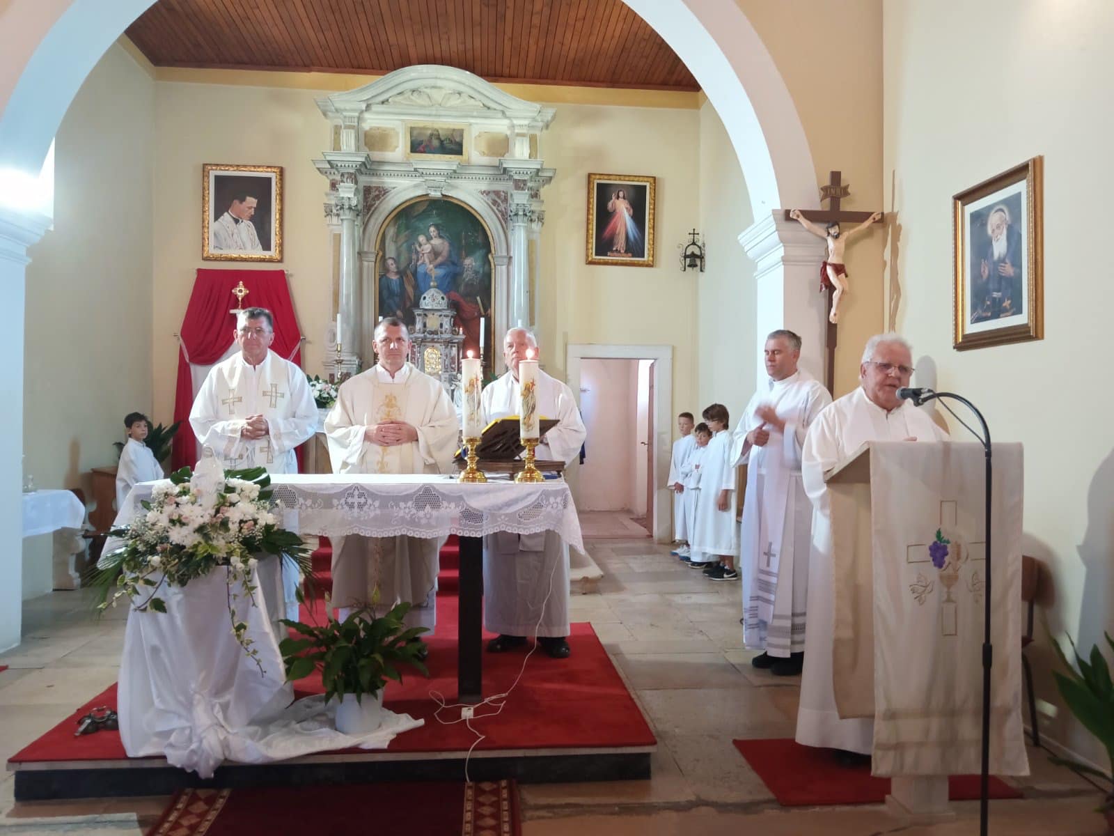 POREČ Proslavljen blagdan zaštitnice Svete Marije Male u Baderni